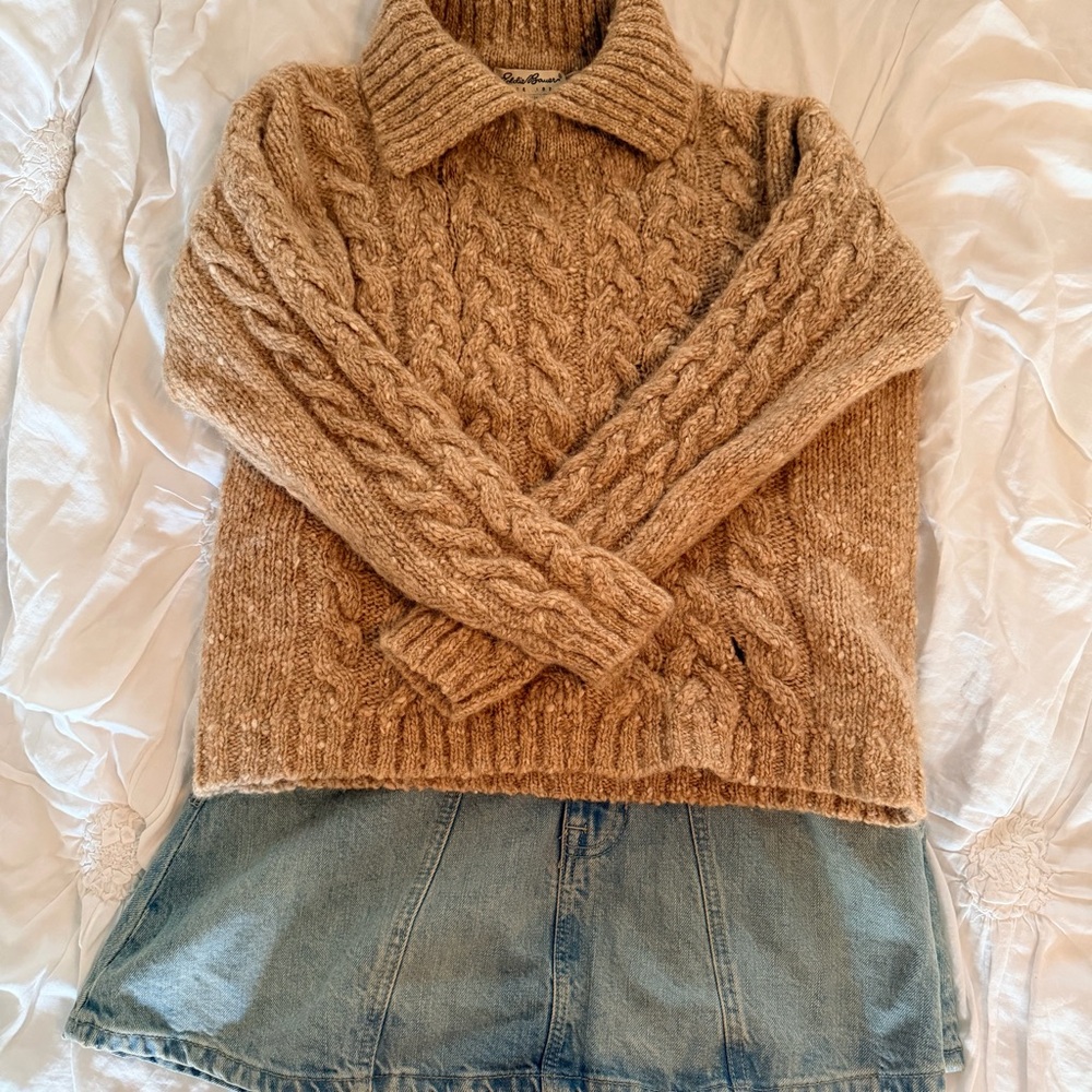 Eddie Bauer Tan Cable Knit Sweater